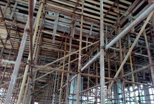 建筑工程模板施工安装要点